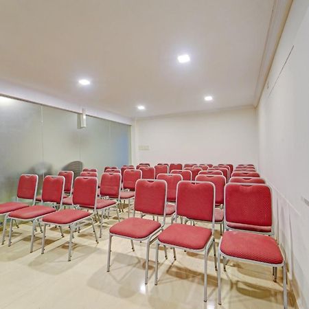 Capital O 82343 Hotel Star Holidays Chennai Exterior foto