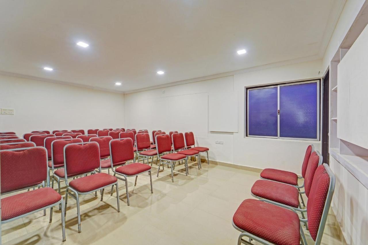 Capital O 82343 Hotel Star Holidays Chennai Exterior foto